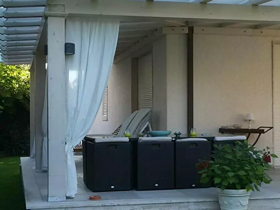 Immagine 24 di Villa in affitto  a Forte Dei Marmi