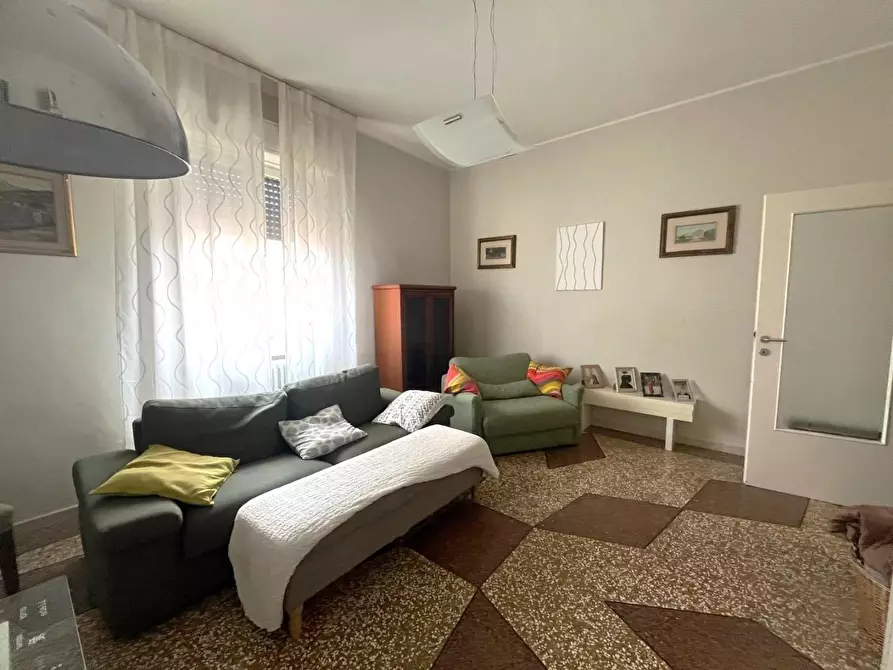 Immagine 1 di Appartamento in vendita  a Livorno