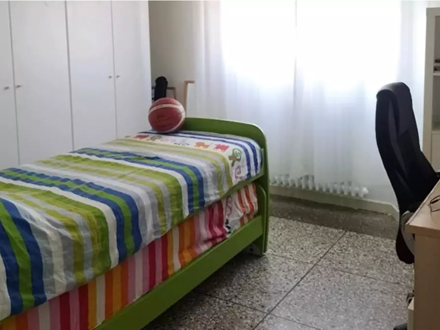 Immagine 17 di Appartamento in vendita  a Livorno