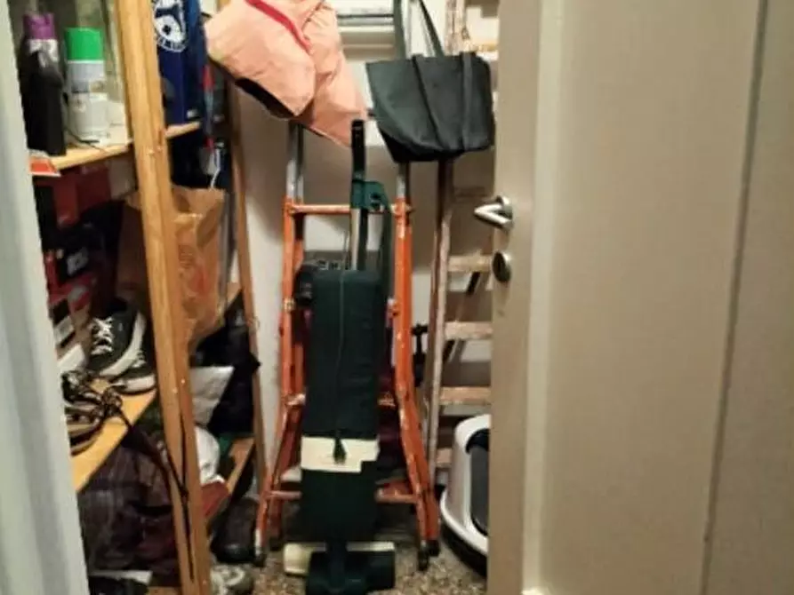 Immagine 7 di Appartamento in vendita  a Livorno