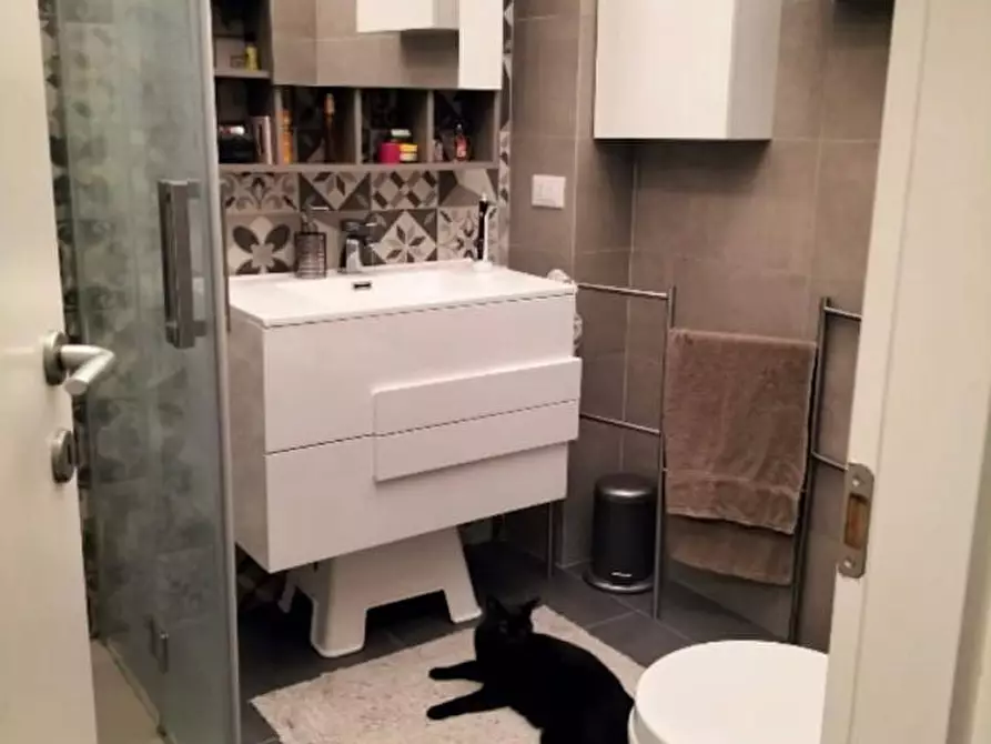 Immagine 10 di Appartamento in vendita  a Livorno