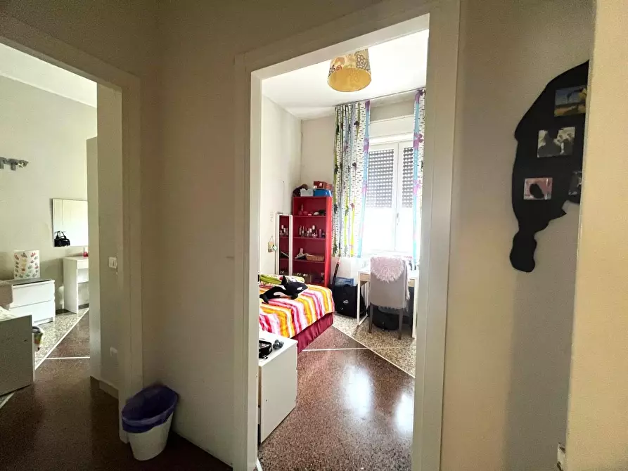 Immagine 5 di Appartamento in vendita  a Livorno