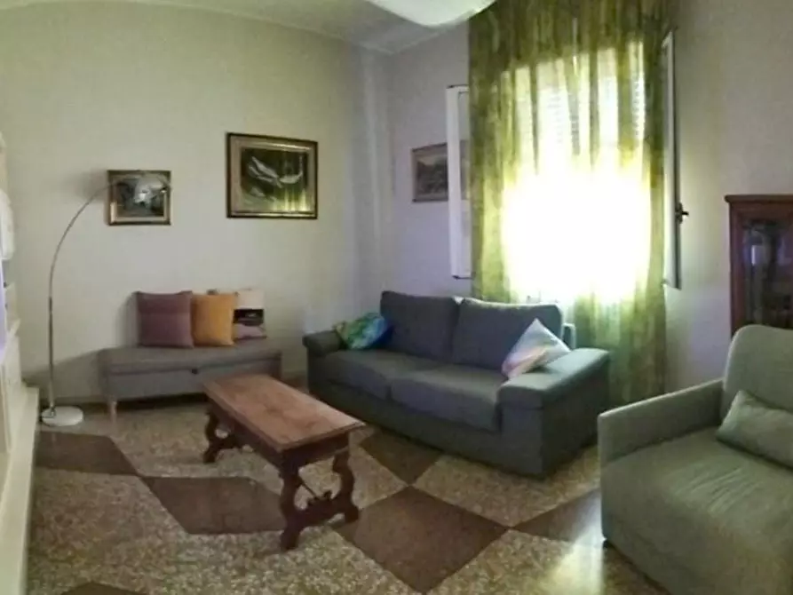 Immagine 6 di Appartamento in vendita  a Livorno