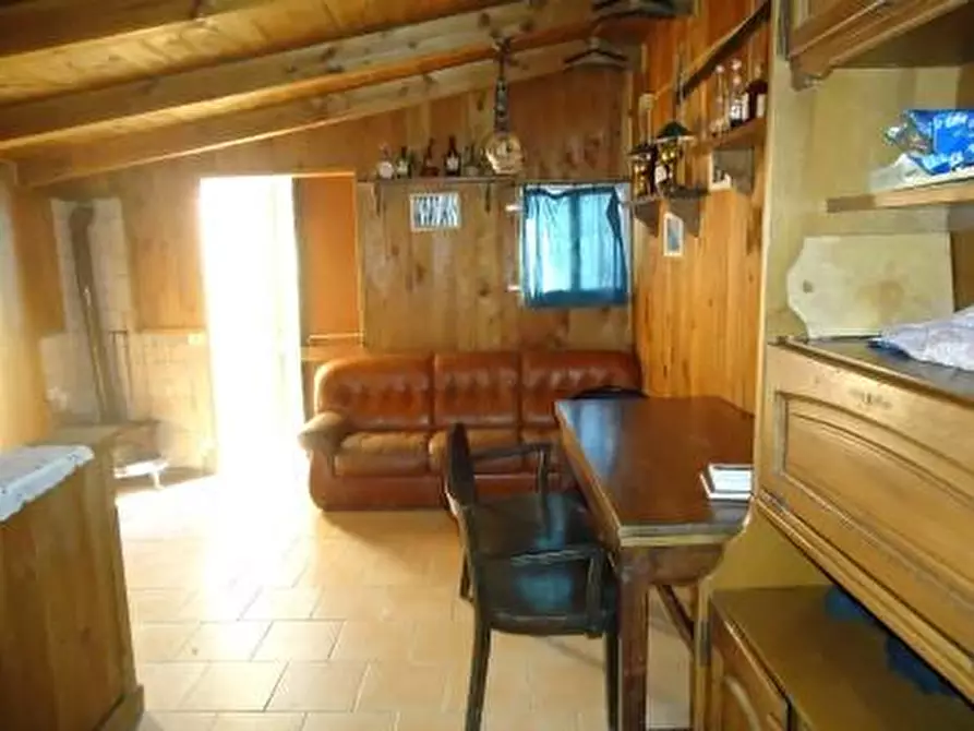 Immagine 25 di Rustico / casale in vendita  a Fivizzano