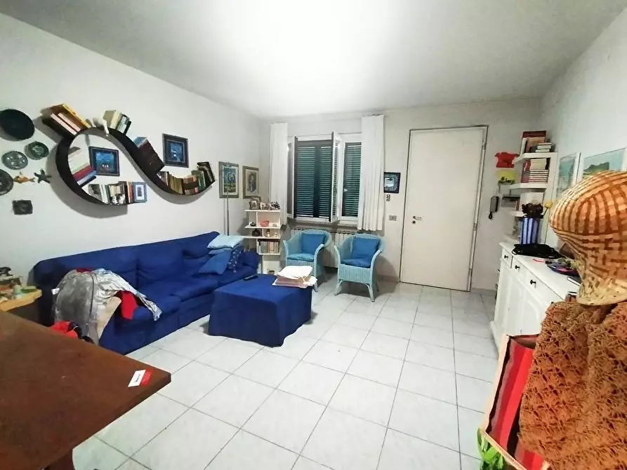 Immagine 4 di Villetta a schiera in vendita  a Massa