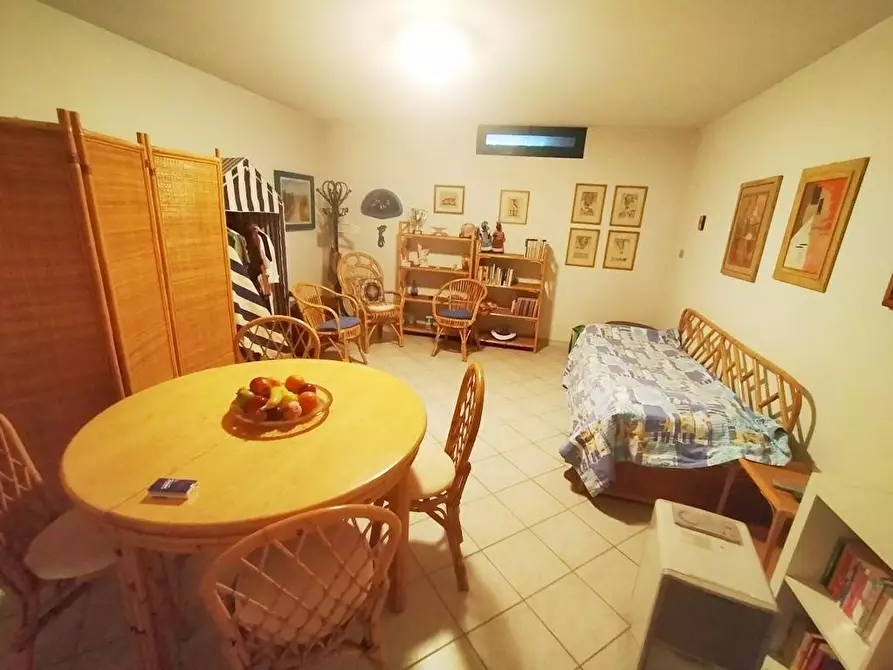 Immagine 8 di Villetta a schiera in vendita  a Massa