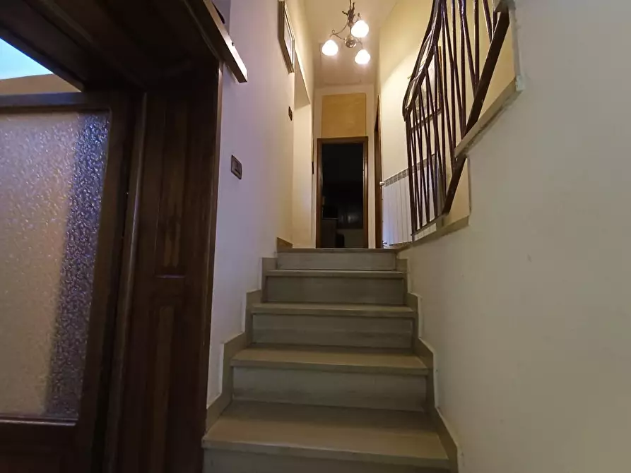 Immagine 8 di Porzione di casa in vendita  a Gallicano