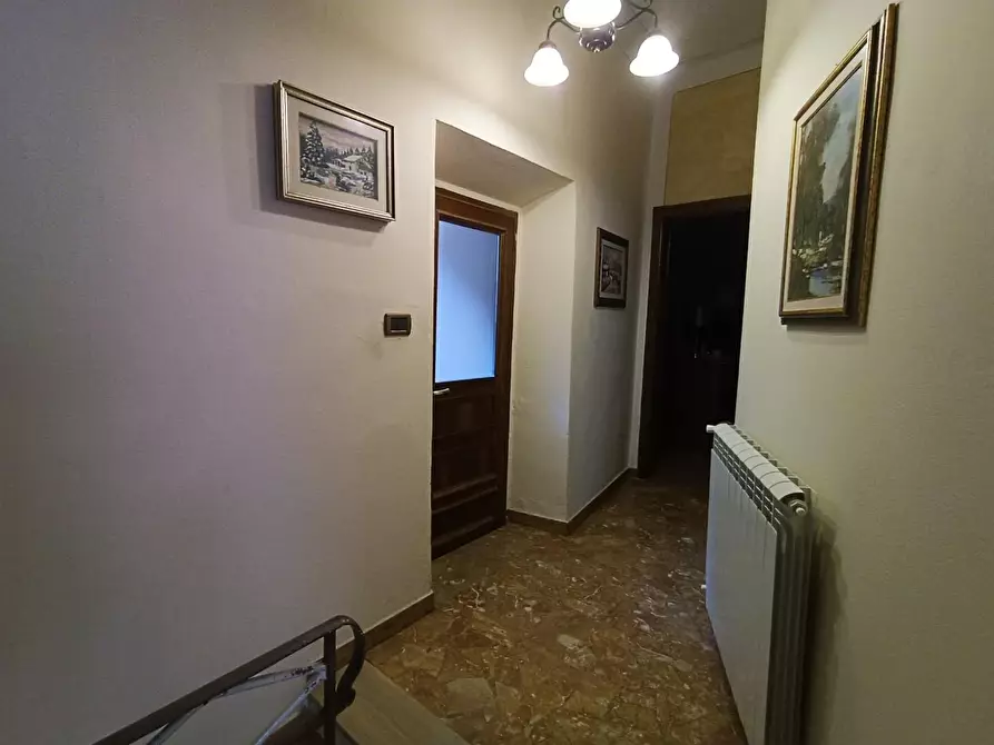 Immagine 11 di Porzione di casa in vendita  a Gallicano