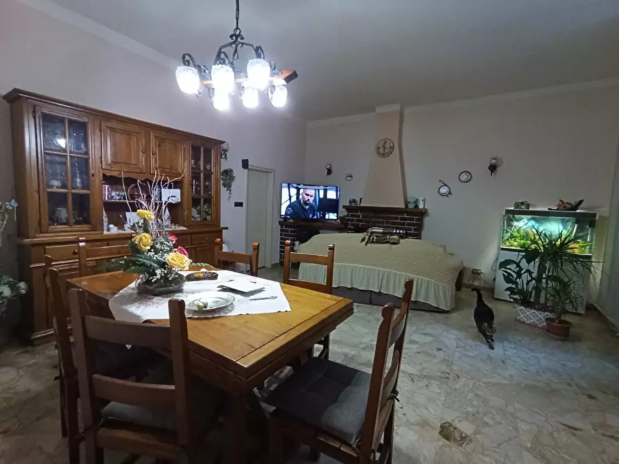 Immagine 6 di Porzione di casa in vendita  a Gallicano