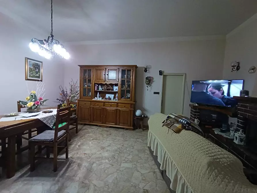 Immagine 5 di Porzione di casa in vendita  a Gallicano