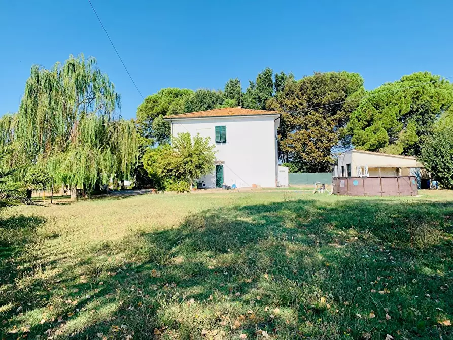 Immagine 5 di Villa in vendita  a Empoli