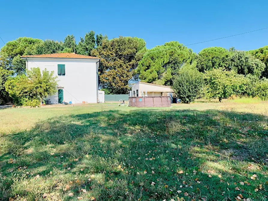 Immagine 8 di Villa in vendita  a Empoli