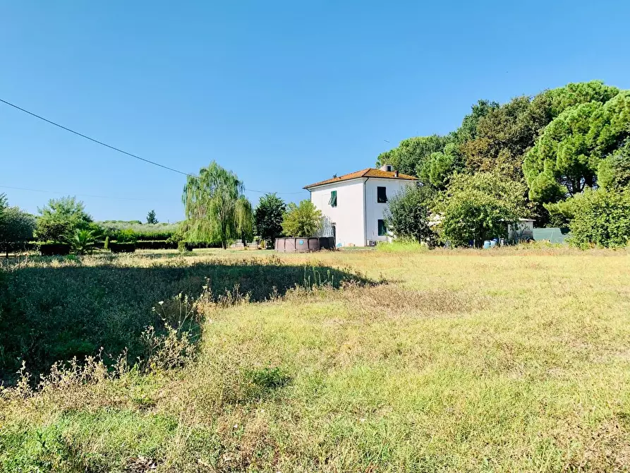 Immagine 10 di Villa in vendita  a Empoli