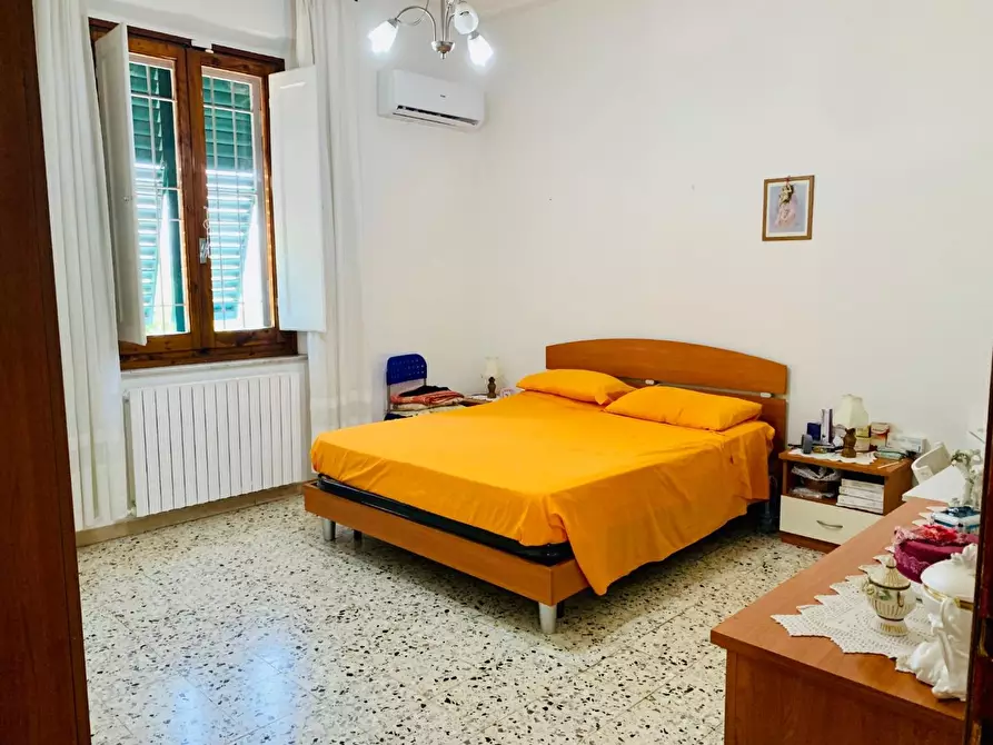 Immagine 46 di Villa in vendita  a Empoli