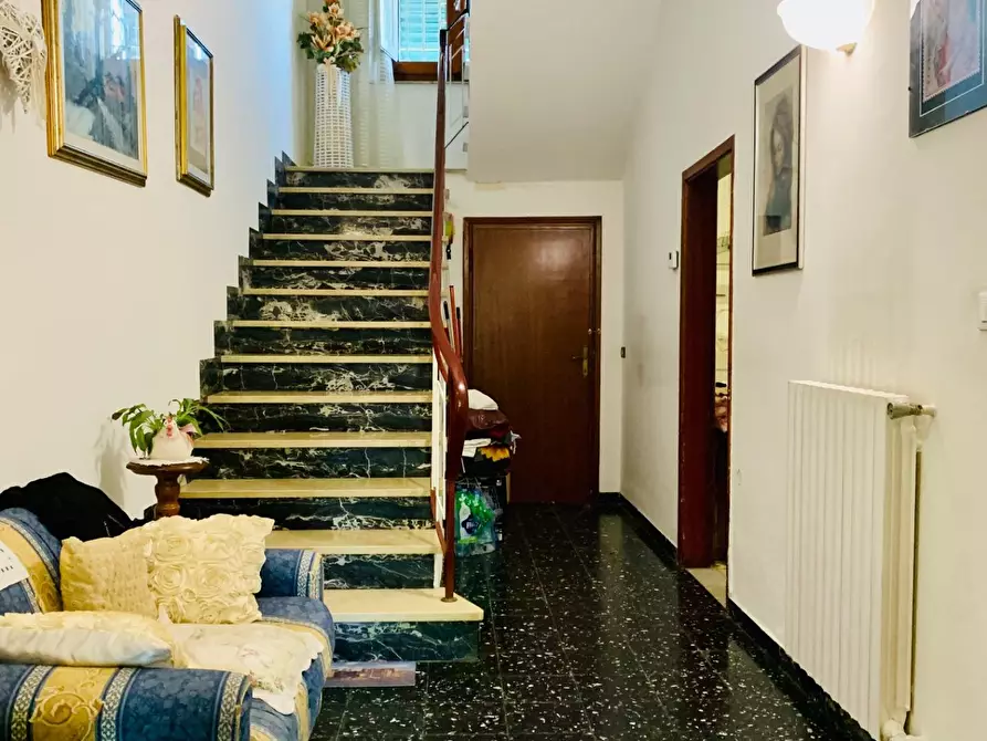 Immagine 13 di Villa in vendita  a Empoli