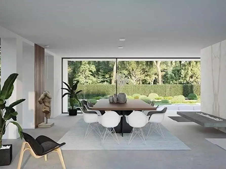 Immagine 6 di Villa in vendita  a Forte Dei Marmi