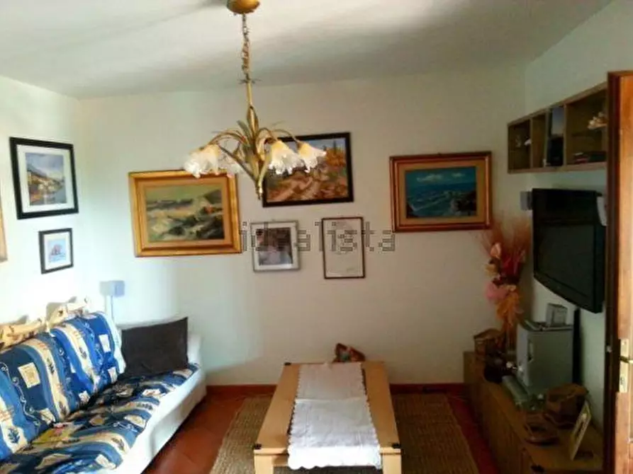 Immagine 7 di Casa semindipendente in vendita  a Fosdinovo