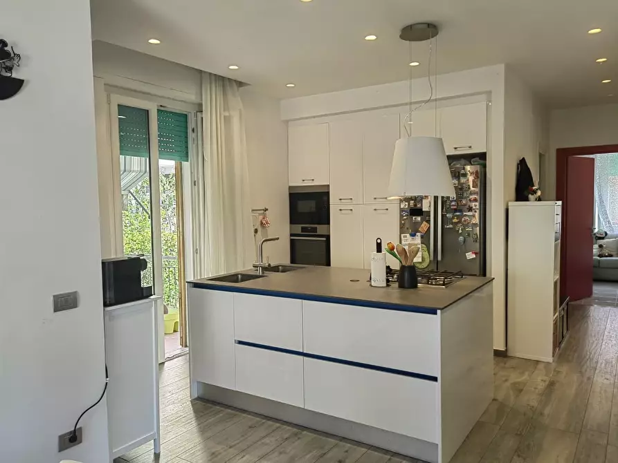 Immagine 6 di Appartamento in vendita  a Siena