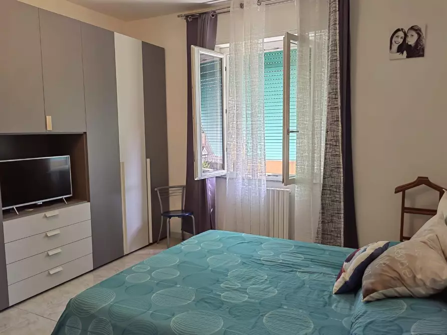 Immagine 25 di Appartamento in vendita  a Siena