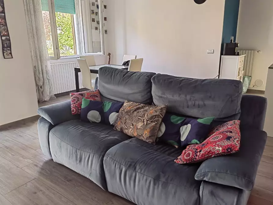 Immagine 11 di Appartamento in vendita  a Siena