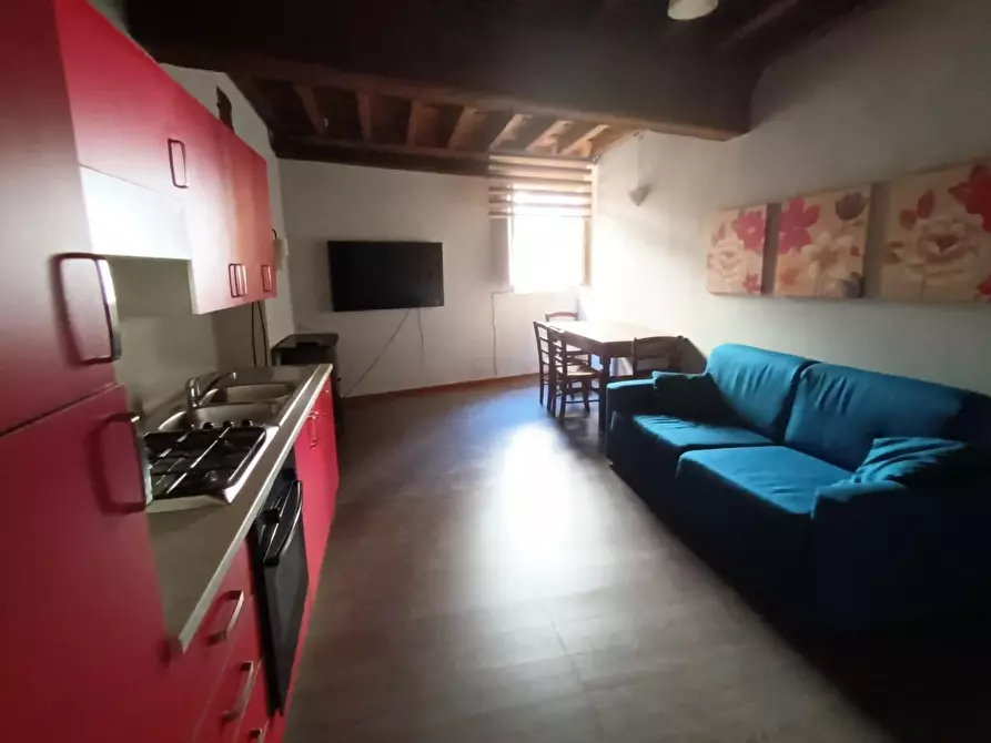 Immagine 8 di Ufficio in vendita  a Lucca