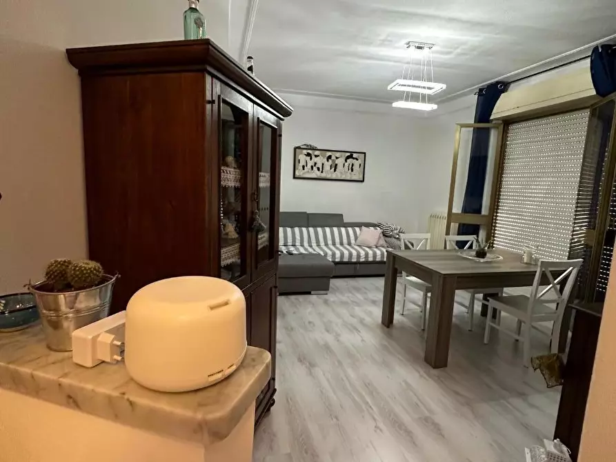 Immagine 38 di Villetta a schiera in vendita  a Massa