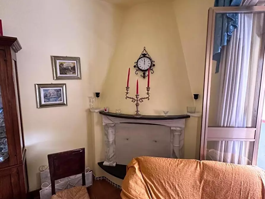 Immagine 7 di Villetta a schiera in vendita  a Massa