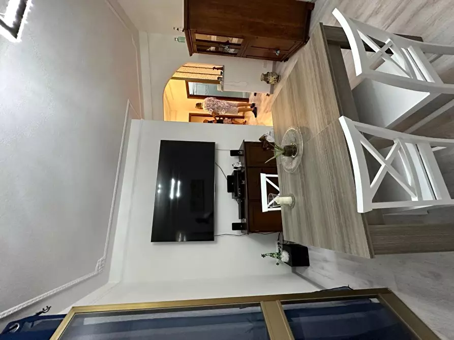 Immagine 40 di Villetta a schiera in vendita  a Massa