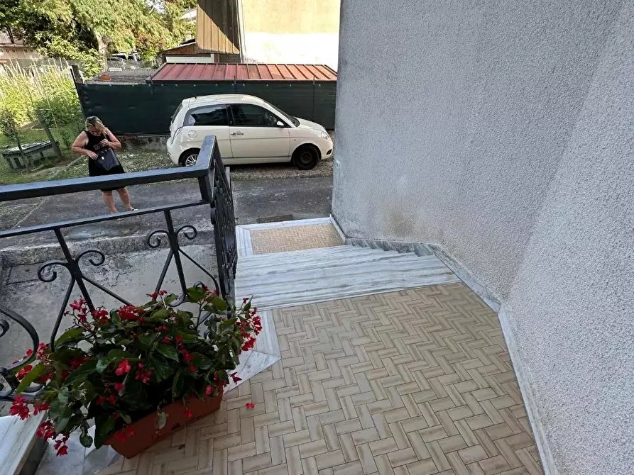 Immagine 44 di Villetta a schiera in vendita  a Massa