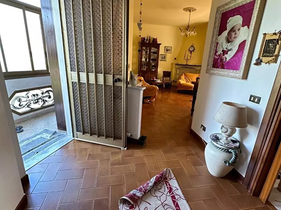 Immagine 23 di Villetta a schiera in vendita  a Massa