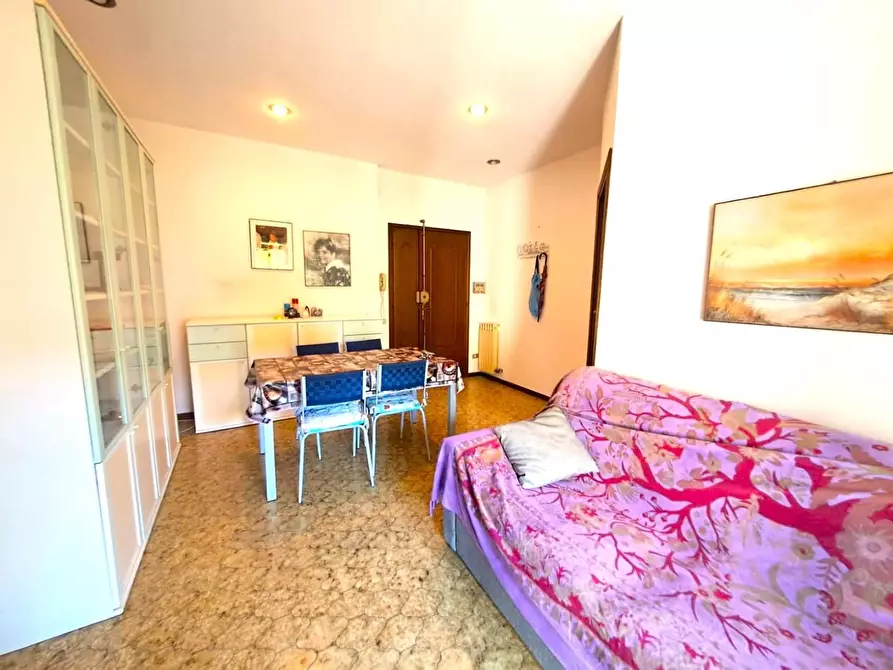 Immagine 4 di Appartamento in vendita  a Massa