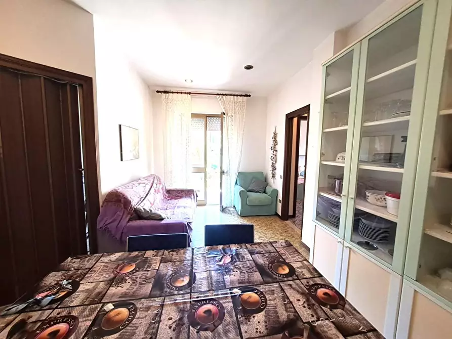 Immagine 5 di Appartamento in vendita  a Massa