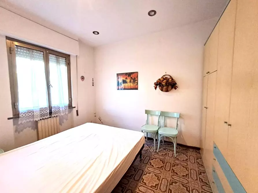 Immagine 9 di Appartamento in vendita  a Massa