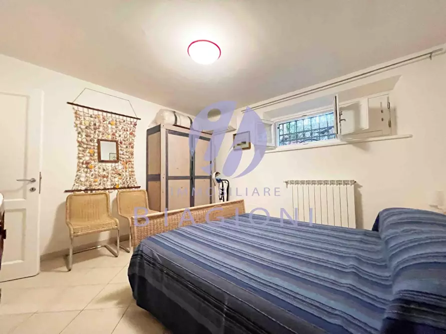 Immagine 20 di Casa bifamiliare in vendita  a Pietrasanta