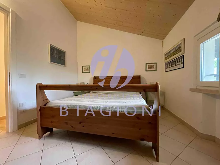 Immagine 14 di Casa bifamiliare in vendita  a Pietrasanta