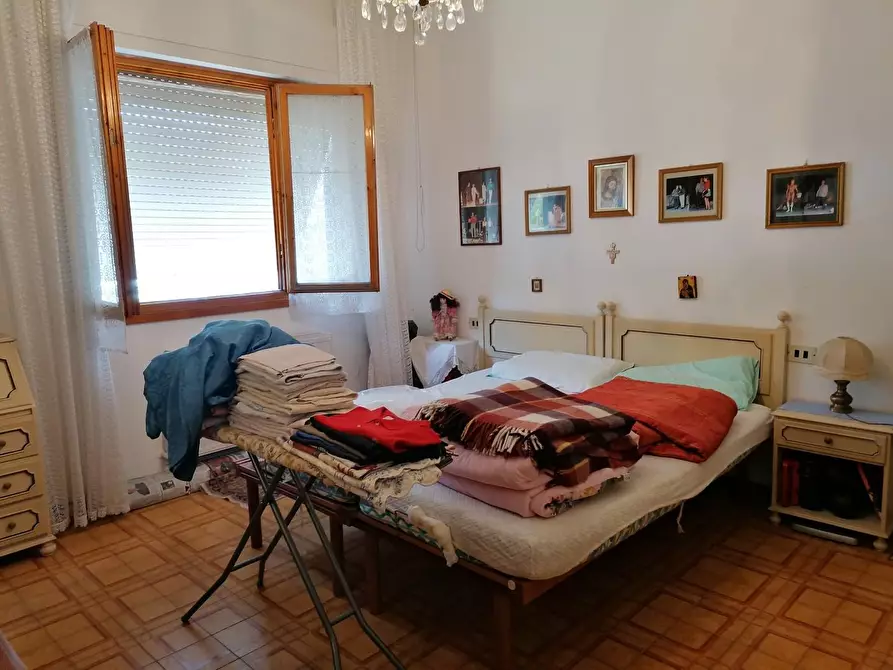 Immagine 7 di Appartamento in vendita  a Carrara