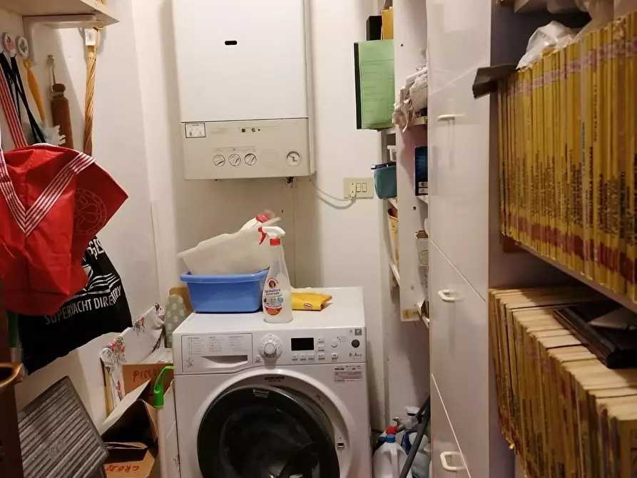 Immagine 6 di Appartamento in vendita  a Carrara