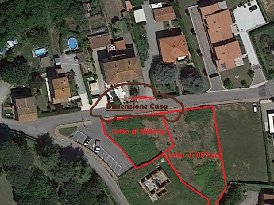 Immagine 7 di Terreno residenziale in vendita  a Capannori
