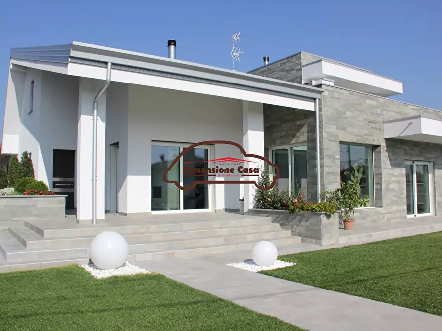 Immagine 3 di Terreno residenziale in vendita  a Capannori