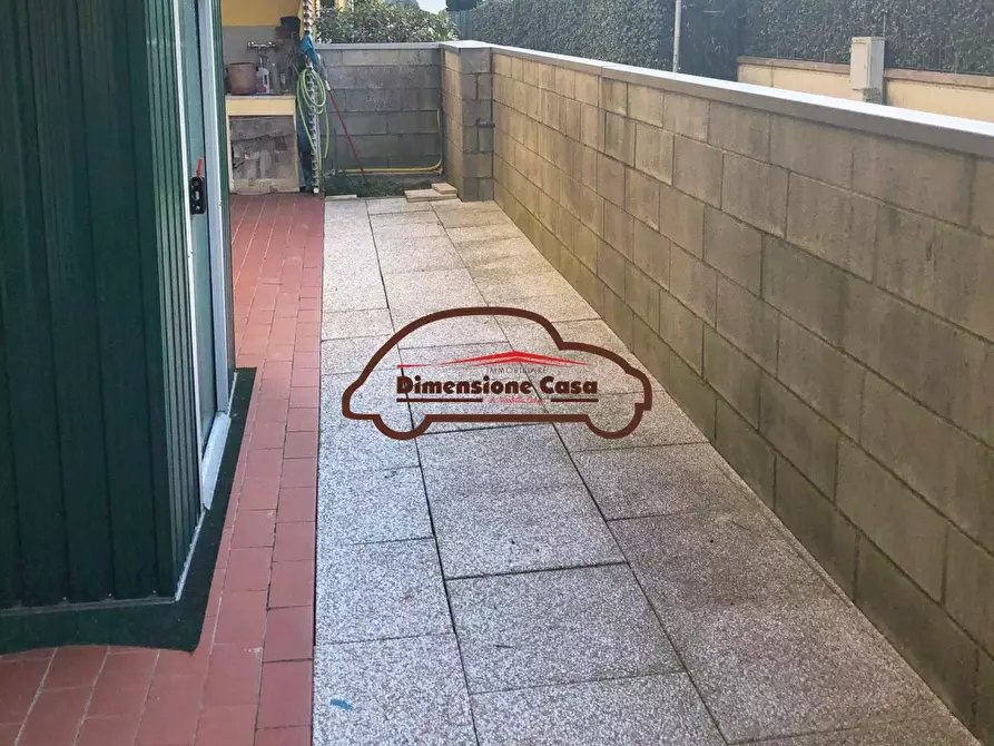 Immagine 17 di Appartamento in vendita  a Capannori