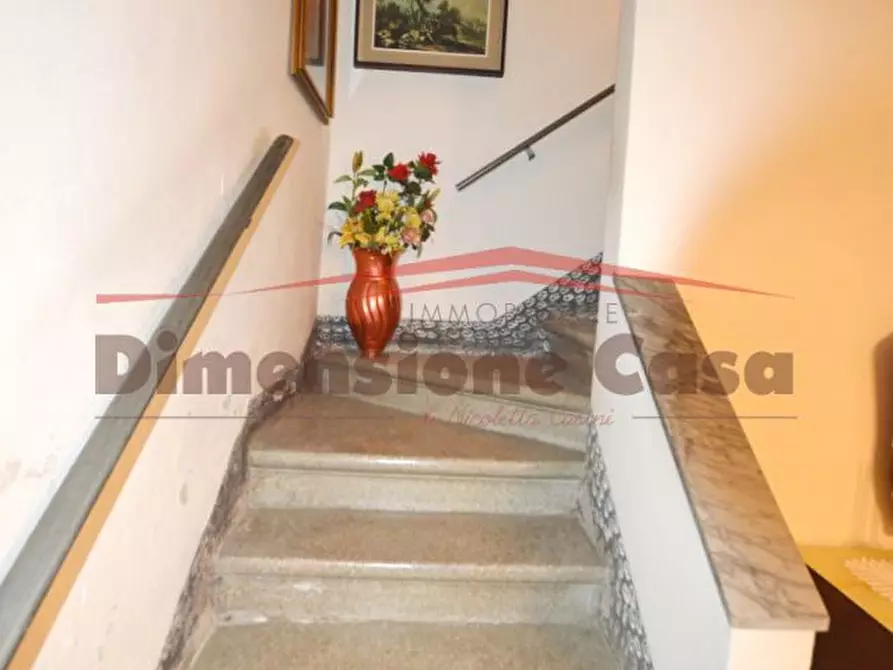 Immagine 4 di Porzione di casa in vendita  a Capannori