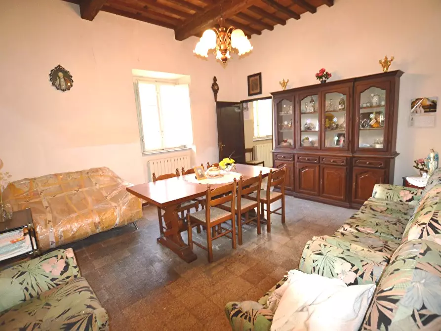 Immagine 3 di Terratetto in vendita  a Lucca