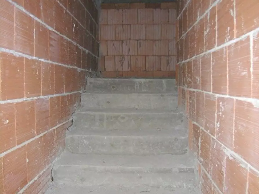 Immagine 11 di Villetta a schiera in vendita  a Capannori