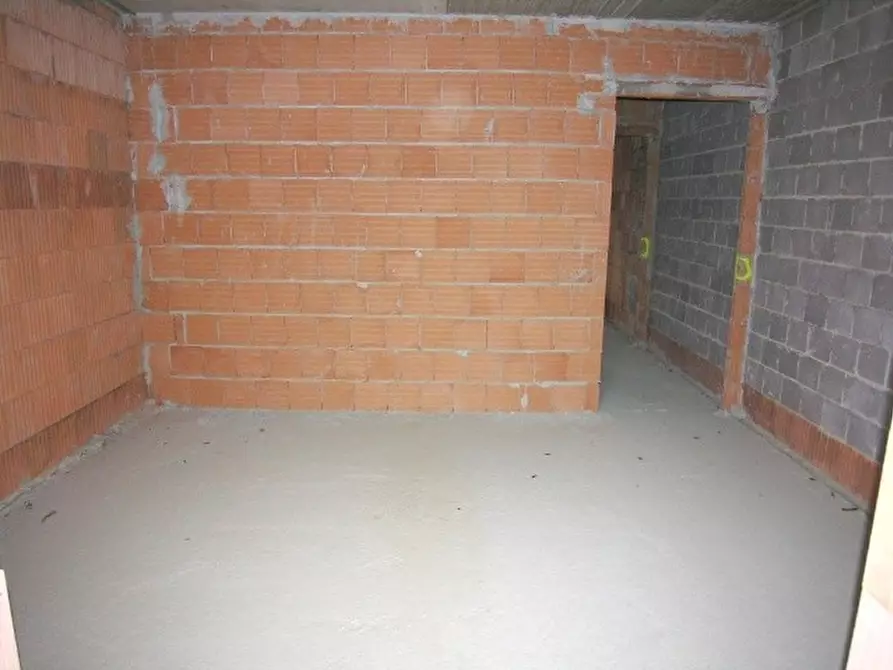 Immagine 19 di Villetta a schiera in vendita  a Capannori