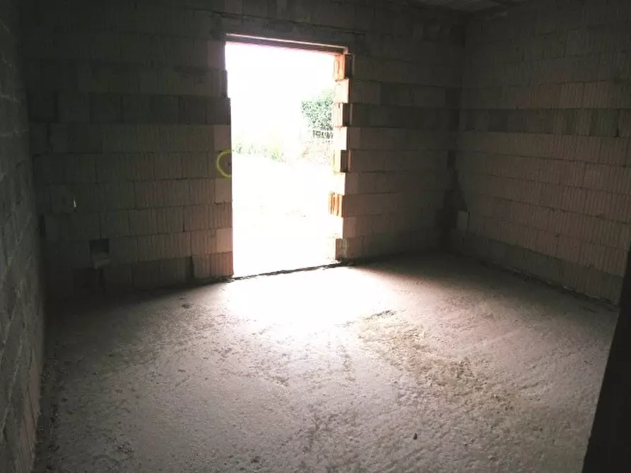 Immagine 18 di Villetta a schiera in vendita  a Capannori