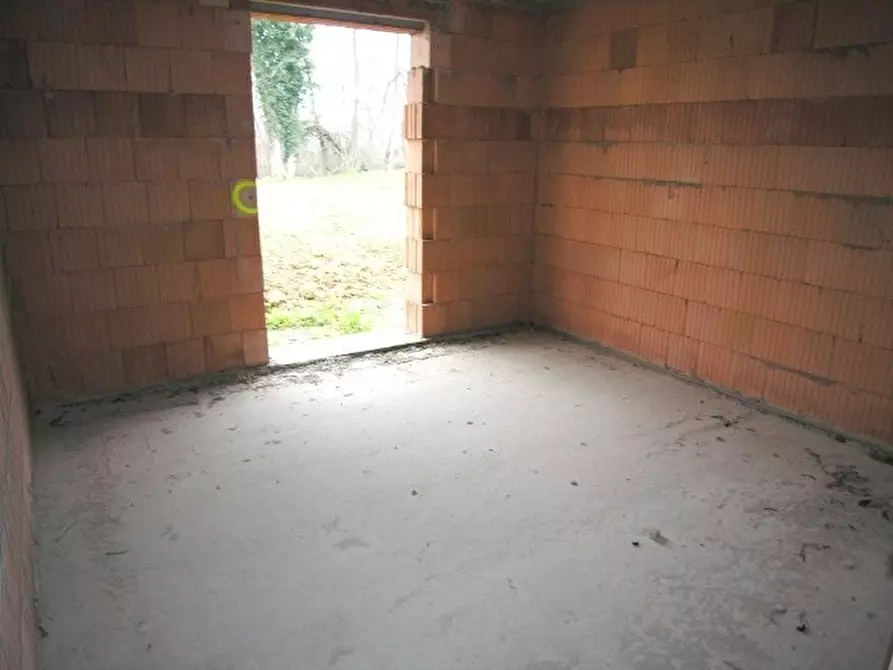 Immagine 5 di Villetta a schiera in vendita  a Capannori