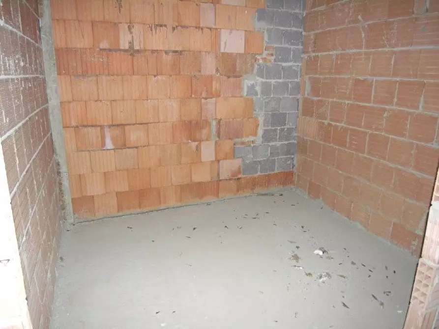 Immagine 13 di Villetta a schiera in vendita  a Capannori