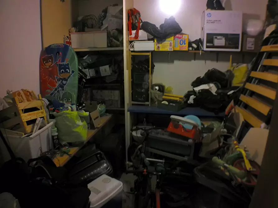 Immagine 22 di Appartamento in vendita  a Carrara