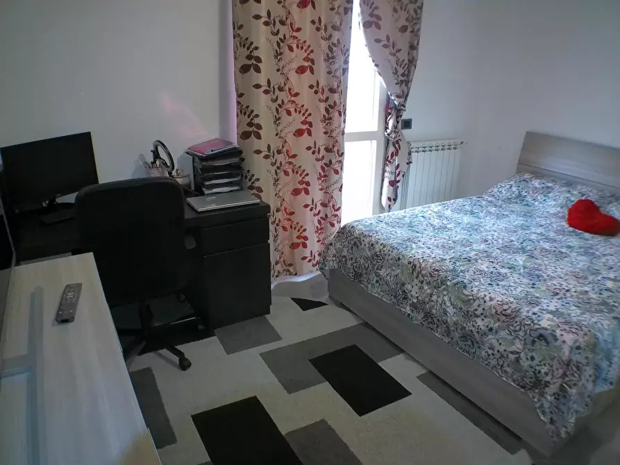 Immagine 7 di Appartamento in vendita  a Carrara