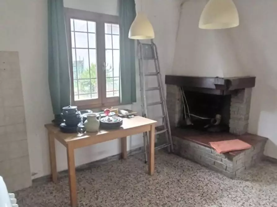 Immagine 9 di Porzione di casa in vendita  a Massa